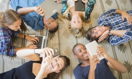 Tren Gaya Hidup Digital Di Era Modern