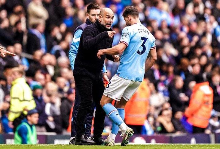 Peran Pelatih Dan Teknologi Dalam Sepak Bola