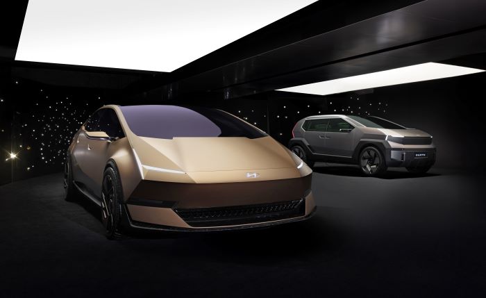 Produsen Mobil Luncurkan Model Baru Dengan Teknologi Canggih