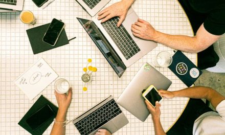 Teknologi Digital Masa Kini Yang Semakin Memudahkan Aktivitas