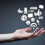 Peran Media Sosial Dalam Perkembangan Era Digital